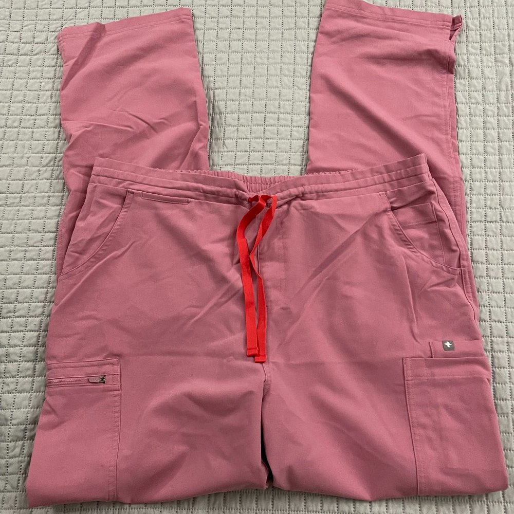 FIGS women's Chalk Pink Yola - Tall Skinny Scrub Pants - XL - Tall